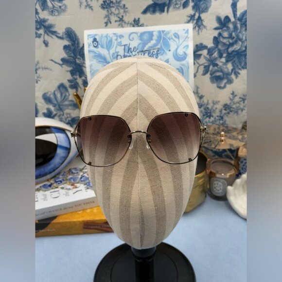 🆕 ALEXANDER MCQUEEN 🧿 NWOT AM0366S002 Gold Wire Rimmed Butterfly Shape Glasses - Picture 3 of 16